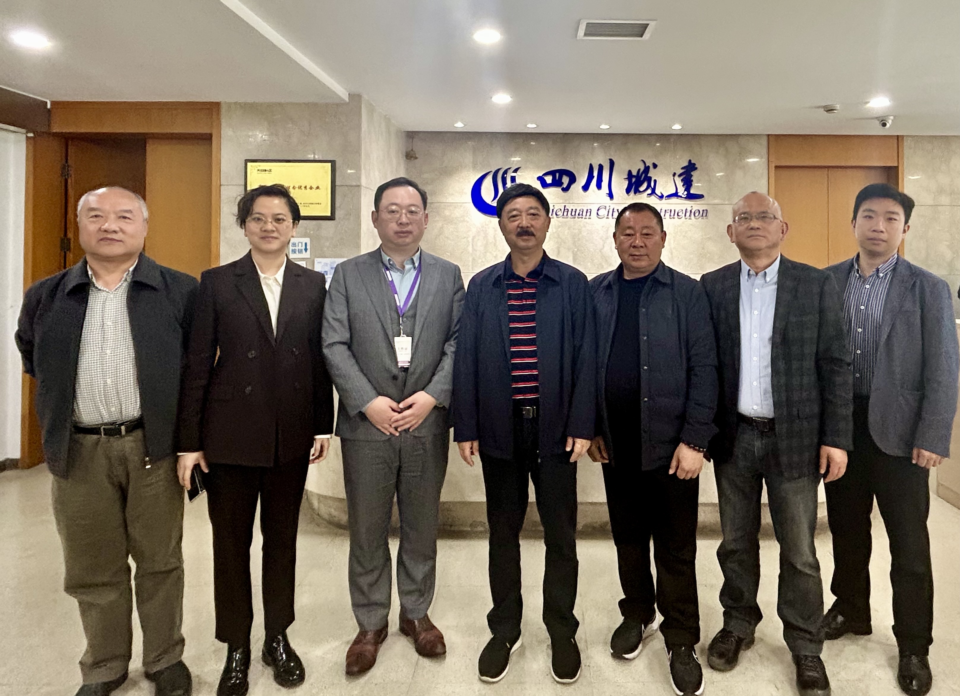 1712486286740404.jpg 8602ead1afe08f76480624f564601e53.jpg