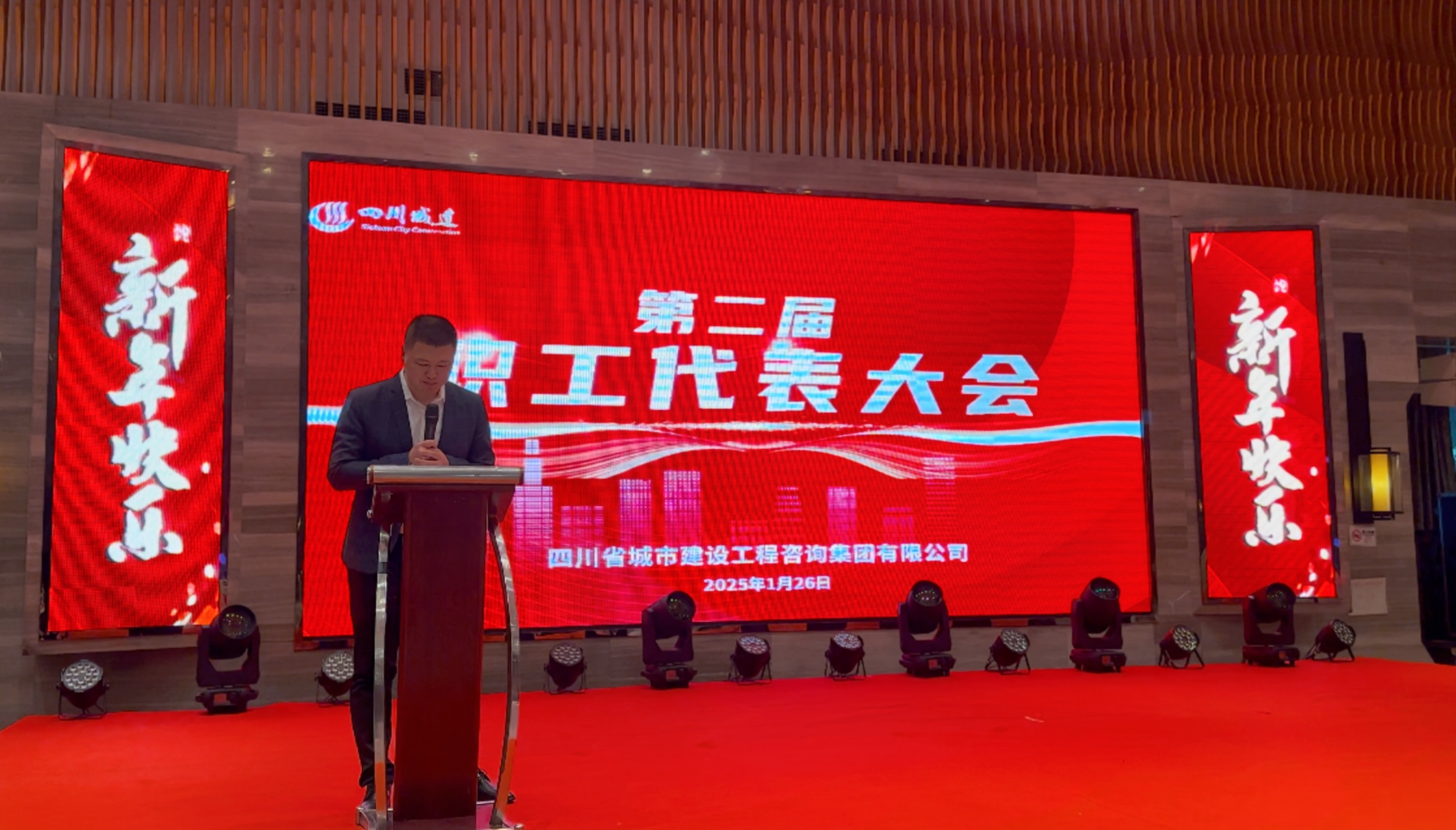 1739182284456567.jpg 134572bf17bf2023f83facb8597db21.jpg